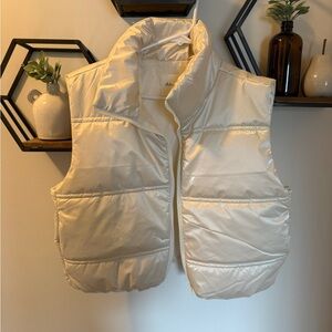 Active USA Ivory Puffer Vest